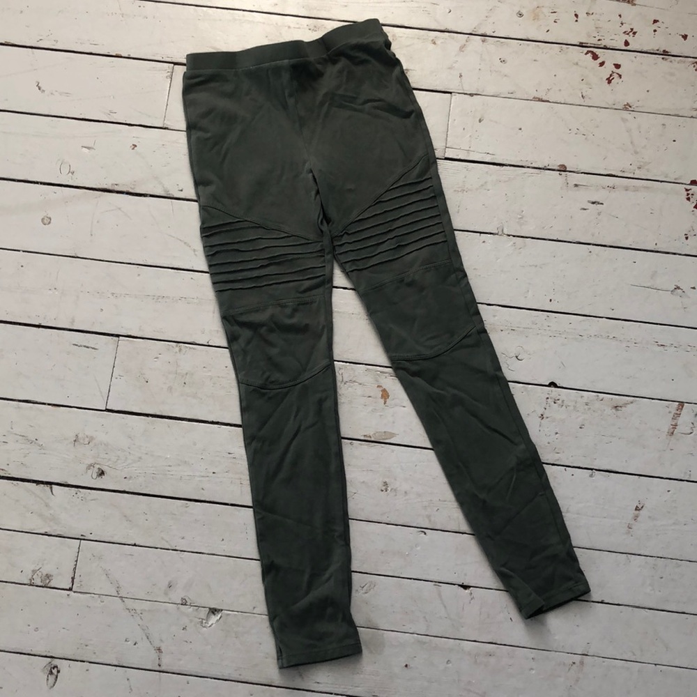 NWOT Olive Green Girls Moto Leggings 10-12